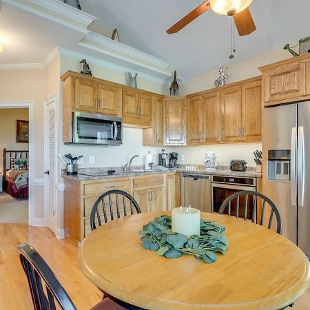 Lake-View Condo With Covered Deck In Hiawassee! Exterior photo