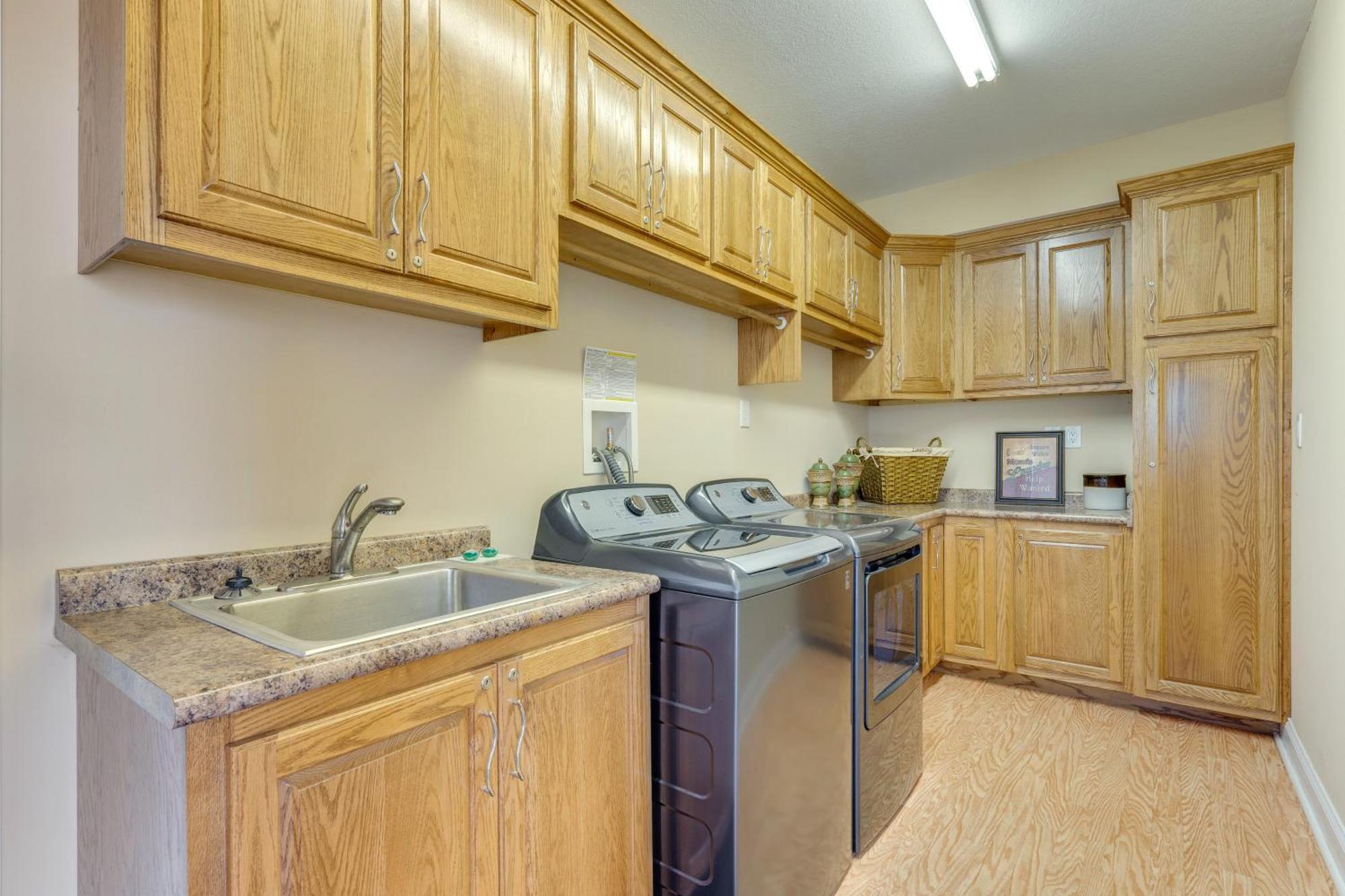 Lake-View Condo With Covered Deck In Hiawassee! Exterior photo